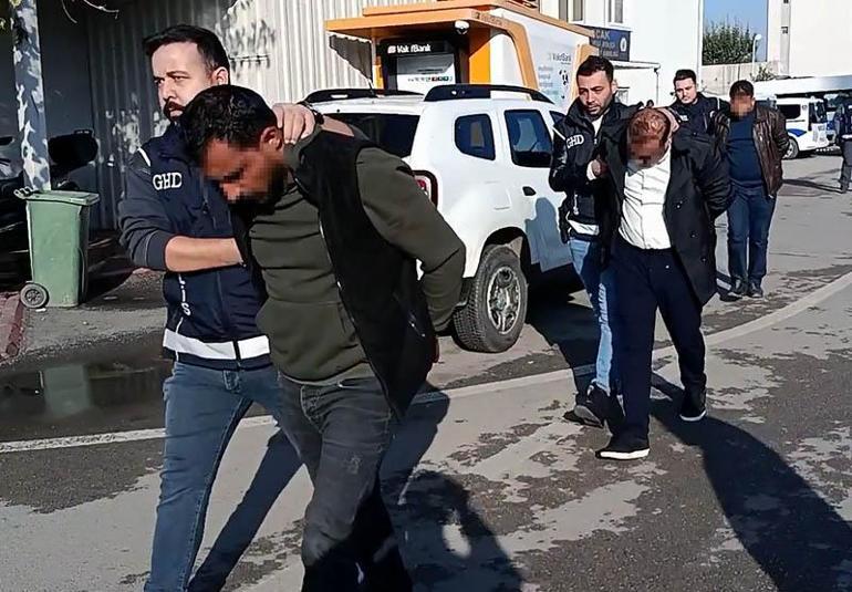 Depoda sakladıkları kaçak göçmenleri, Avrupaya götürmek için kişi başına 4 bin dolar almışlar