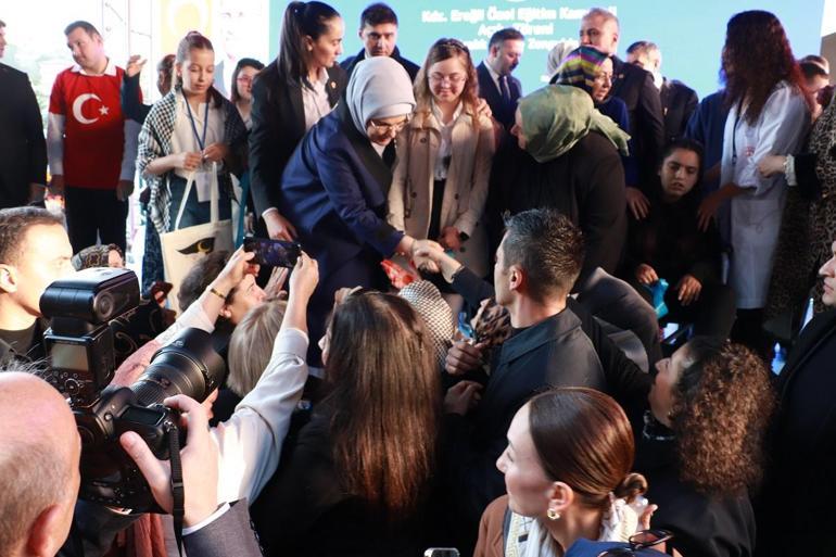 Emine Erdoğan Zonguldakta özel eğitim merkezi kampüsü açılışına katıldı