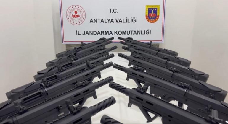 6 ilde silah kaçakçılarına operasyon: 119 gözaltı
