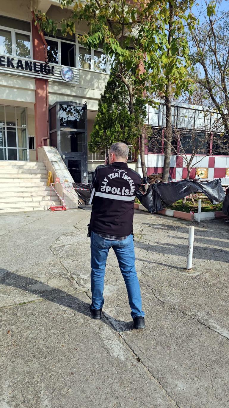 Büro personeli olarak görev yaptığı üniversitede 2nci kattan düşen Selda yaşamını yitirdi