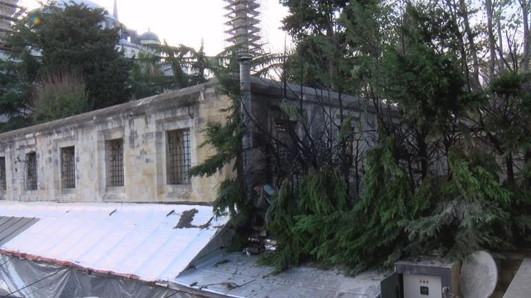 Sultanahmet Camiinin yanındaki restoranda çıkan yangın söndürüldü