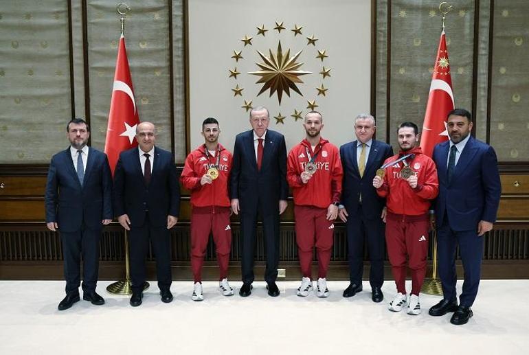 Cumhurbaşkanı Erdoğan, sporcuları kabul etti
