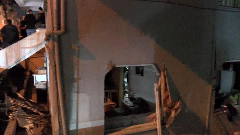 Güngörende 6 katlı binada doğal gaz patlaması: 2 yaralı