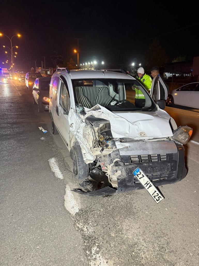 Osmaniyede 2 kişin öldüğü, 7 kişinin yaralandığı kaza kamerada
