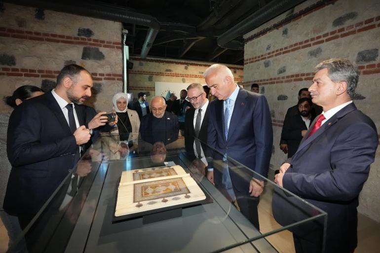 Bakan Ersoy: Mana ve Nakış Sergisi dünyada bir ilk