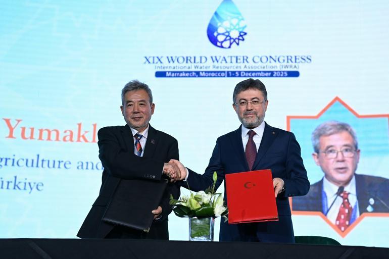 Tarım ve Orman Bakanı Yumaklı, Dünya Su Kongresine katıldı