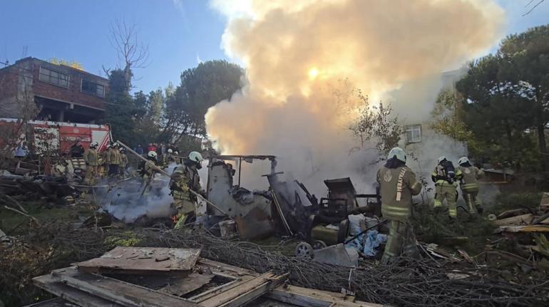 Tuzlada gecekonduda çıkan yangın söndürüldü