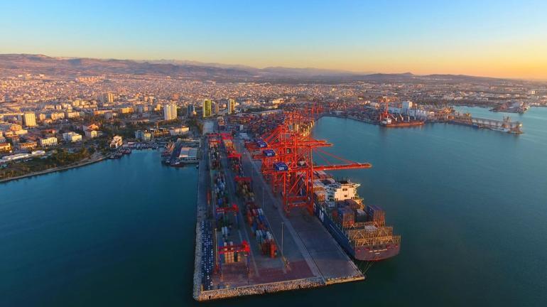 Bakan Uraloğlu: Kasımda 46,8 milyon yük elleçlendi