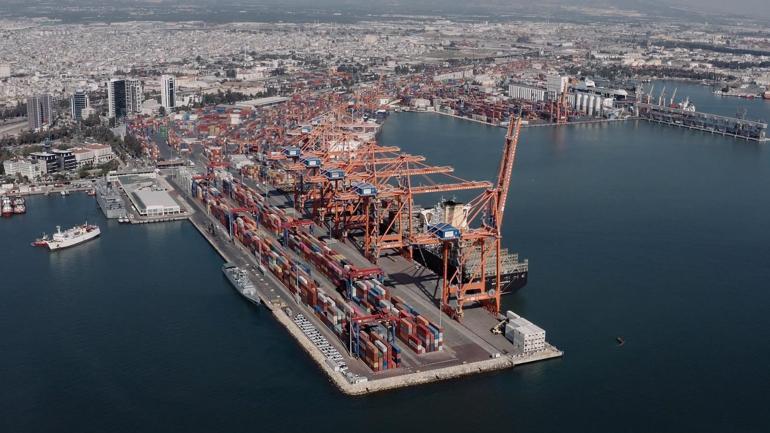 Bakan Uraloğlu: Kasımda 46,8 milyon yük elleçlendi