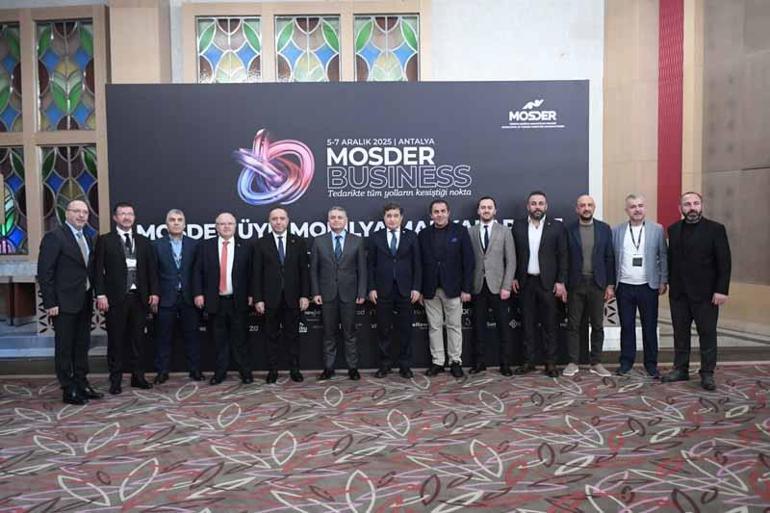 Mobilya sektörü Antalya’da buluştu