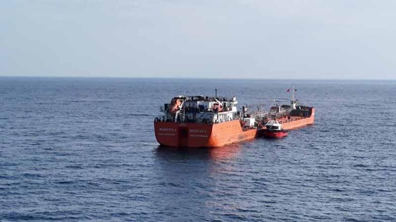 Saldırıya uğrayan Rus tankeri ‘Mıdvolga-2’, Sinop açıklarında incelemeye alındı