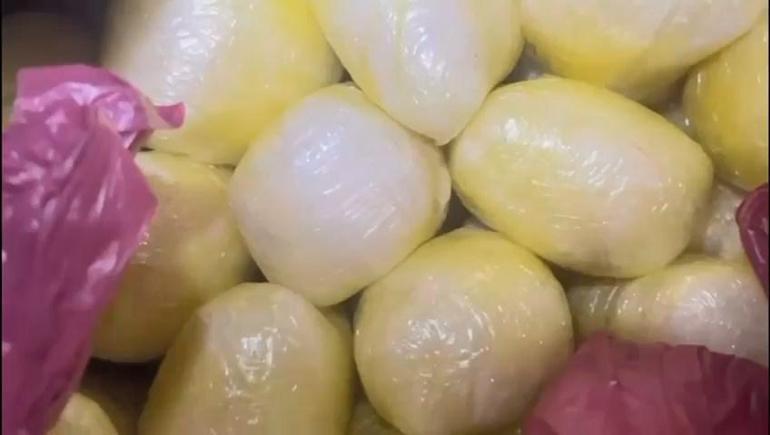 TIRa yüklü asfalt silindir makinesine gizlenmiş 102 kilo metamfetamin ele geçirildi