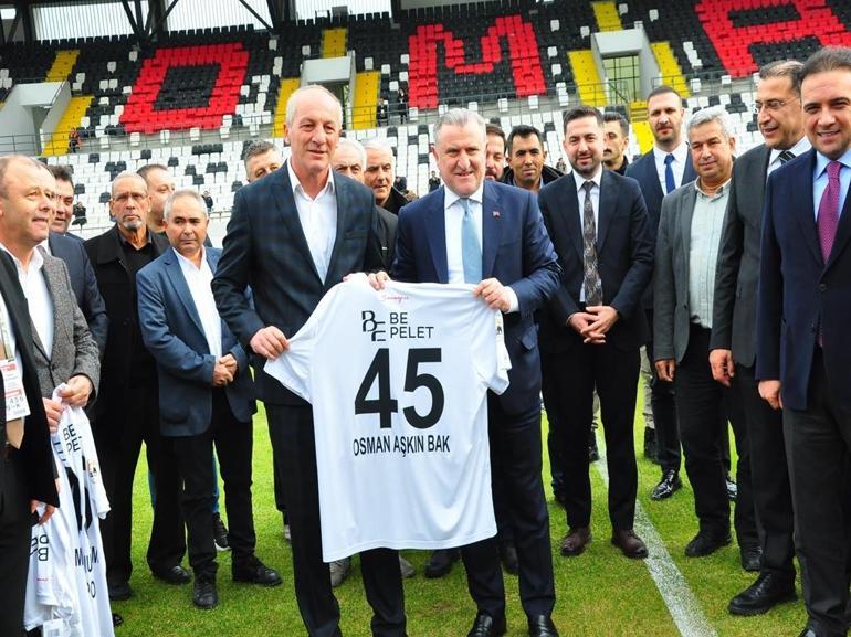 Bakan Bak: Türkiye son yıllarda spor alanında büyük bir atılım gerçekleştirdi