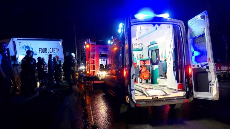 Başakşehirde zincirleme trafik kazası: 3 ölü, 5 yaralı