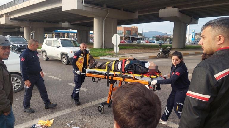 Otomobil ile motosiklet çarpıştı; 2 yaralı