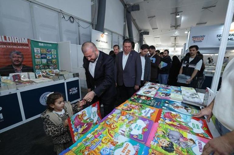 Arnavutköy Kitap Fuarı kapılarını açtı