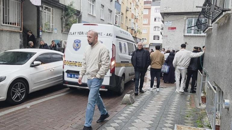 Zeytinburnunda taksici evine gittiği sırada bıçaklanarak öldürüldü