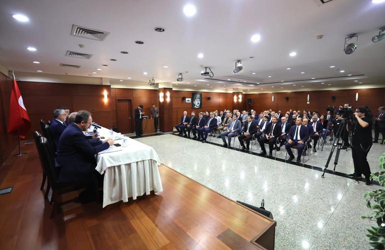 Bakan Işıkhan, Azerbaycanlı mevkidaşı Aliyev ile bir araya geldi