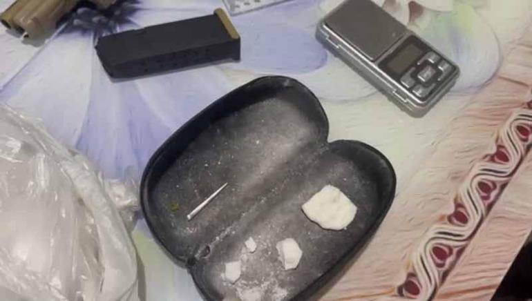 Kağıthane’de operasyon: Yaklaşık 10 milyon lira değerinde uyuşturucu ele geçirildi