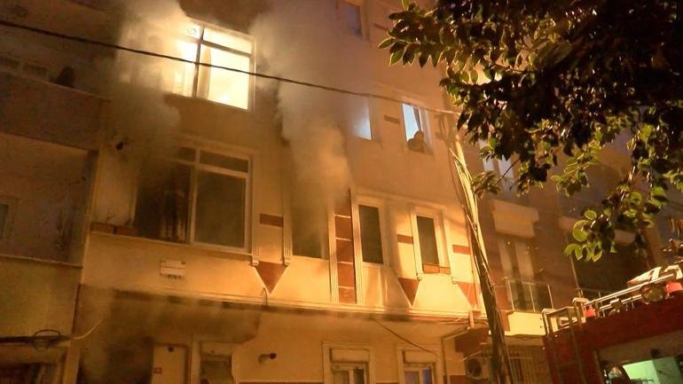 Küçükçekmecede çıkan yangında 1 i bebek 2 çocuk 6 kişi itfaiye tarafından kurtarıldı