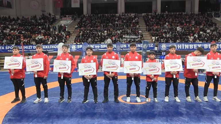 Büyükler Türkiye Güreş Şampiyonası, Gaziantepte başladı