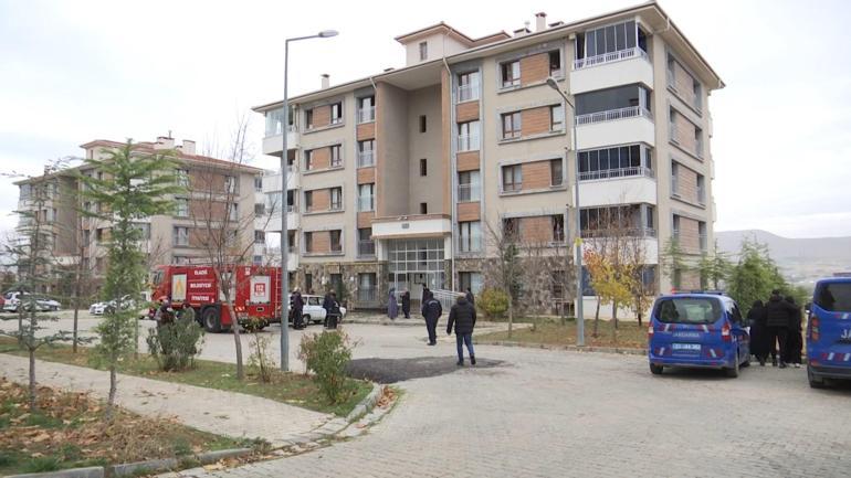 9 kişinin etkilendiği yangın haberini alan sürücü, hız yapınca kamyonetiyle otobüse çarptı