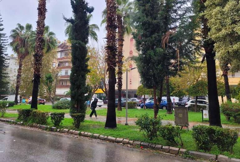 Antalyada 4.9 büyüklüğünde deprem