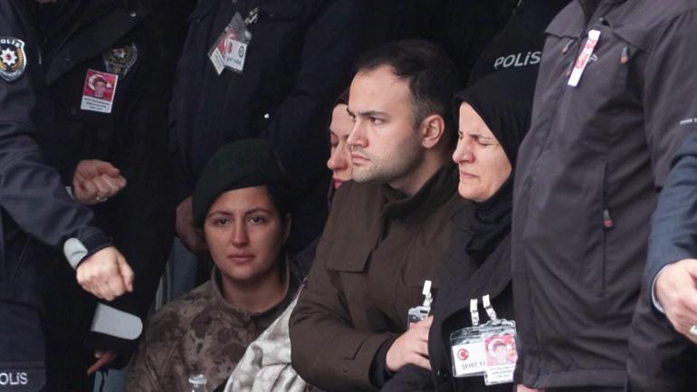 Şehit polis memuru Emre Albayrak için İstanbul İl Emniyet Müdürlüğünde tören düzenlendi