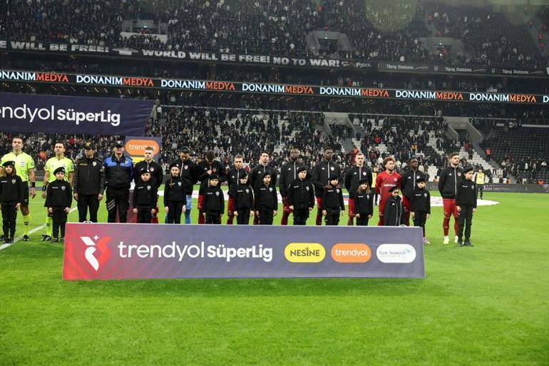 Dolmabahçede gol düellosu; Beşiktaş, Gaziantep FK ile berabere kaldı