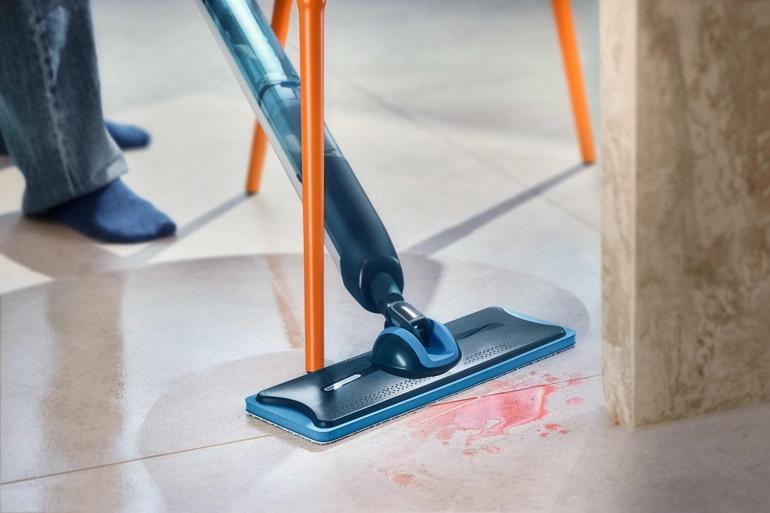 Philips OneUp elektrikli mop serisi Türkiye’de