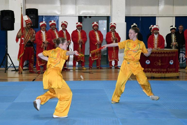 Şampiyonların gösterisi nefes kesti