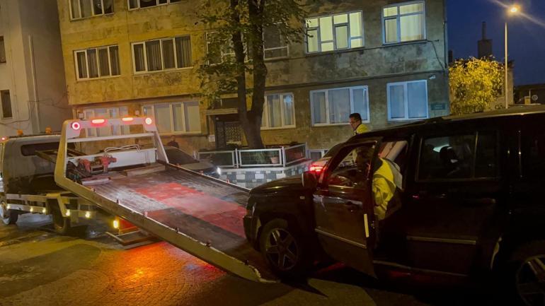 Alkollü sürücü bana 50 santimden fazla yaklaşmayın, herkesi ararım deyip polislere direndi