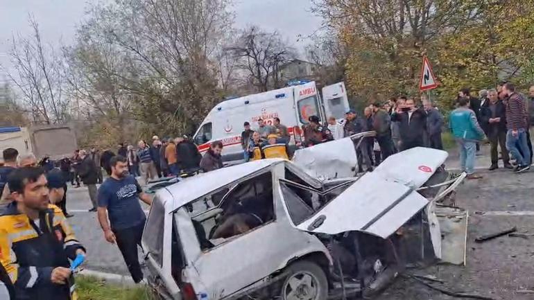Otomobilin kamyonla çarpışıp ikiye bölündüğü kazada ölü sayısı 2’ye çıktı