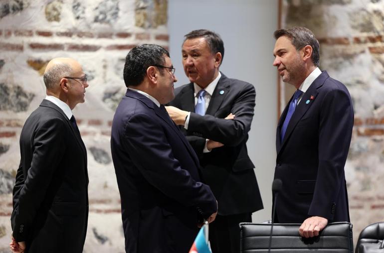 Bakan Bayraktar: Hazar’ın Türk Dünyasını ayırmasını değil birleştirmesini sağlamalıyız