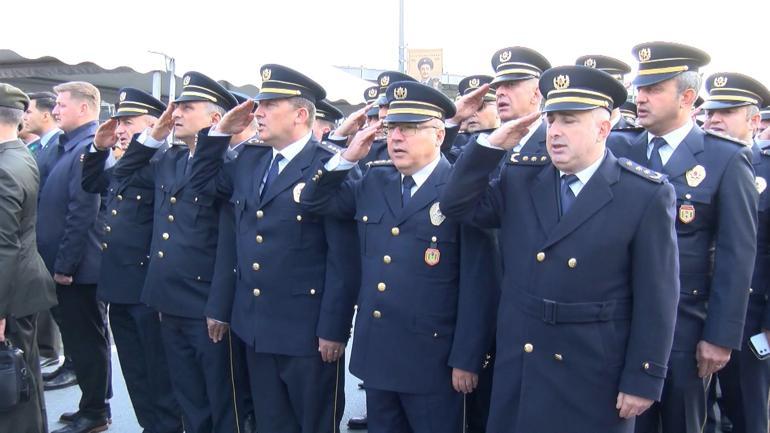 Beşiktaştaki terör saldırısında şehit düşenler için anma töreni