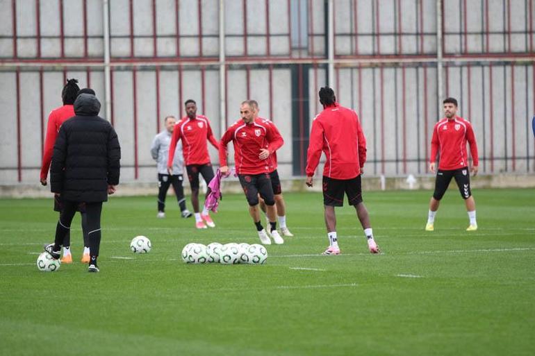 Samsunspor, AEK maçının hazırlıklarını tamamladı
