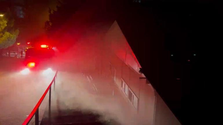 Balıkesirde restoranda yangın: 2 kişi dumandan etkilendi