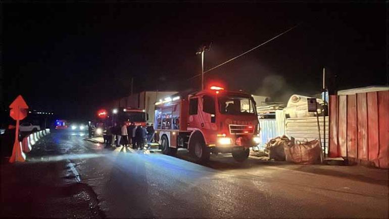 Geri dönüşüm deposunda yangın