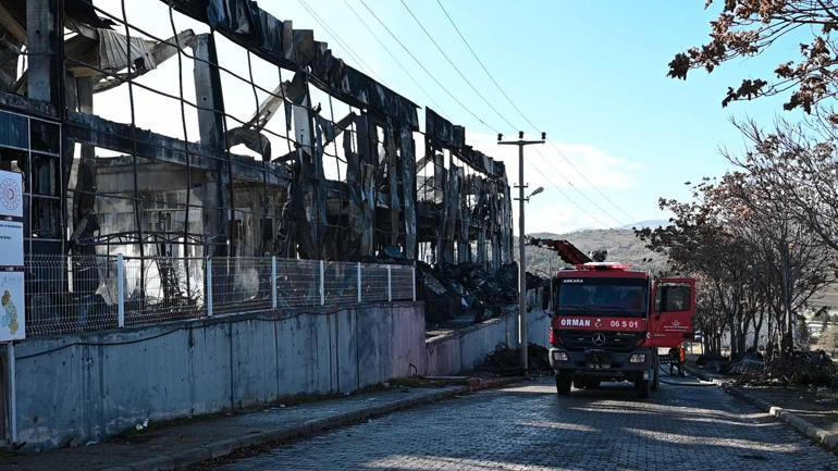 Kimya fabrikasındaki yangın madeni yağ bölümünden çıkmış