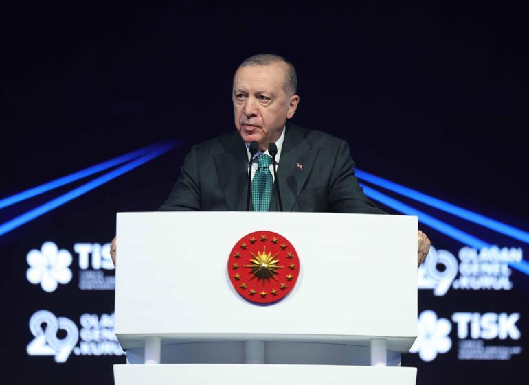 Cumhurbaşkanı Erdoğan: Asgari ücrette TİSK heyetinden ellerini taşın altına koymalarını bekliyorum