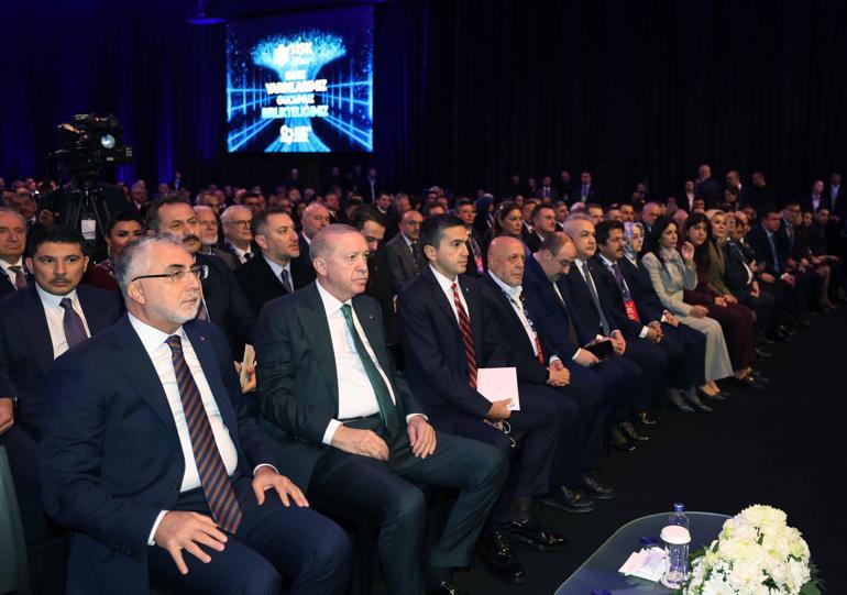 Cumhurbaşkanı Erdoğan: Asgari ücrette TİSK heyetinden ellerini taşın altına koymalarını bekliyorum