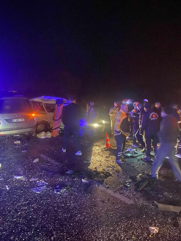 Mardin’de 3 aracın karıştığı kazada 3 ölü, 6 yaralı