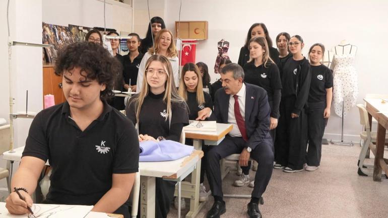 Bakan Tekin: Yönetişim mekanizmasını sağlıklı kurgulamaya sarf ettik