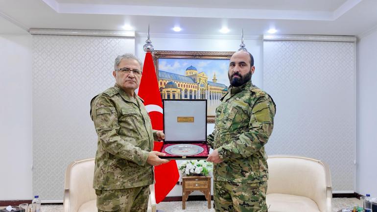 Kara Kuvvetleri Komutanı Orgeneral Tokel, Suriye’de temaslarda bulundu