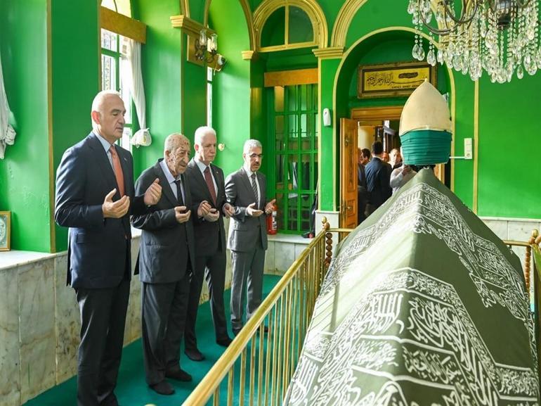 Bakan Ersoy: Cemevleri imar planlarında yer alacak