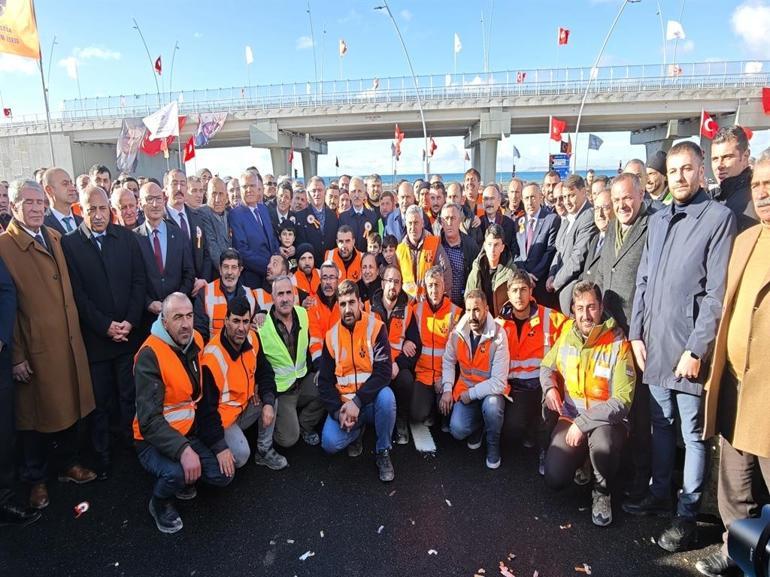 Bakan Uraloğlu, Van Çevre Yolunun 28 kilometrelik 2 etabının açılışını yaptı