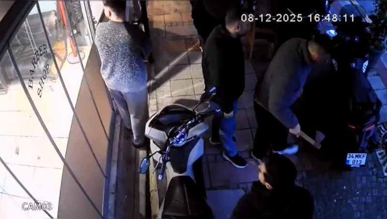 Kağıthane’de baltayla kuaförü basıp klimayı patlattı: Beni öldüreceğini söyledi