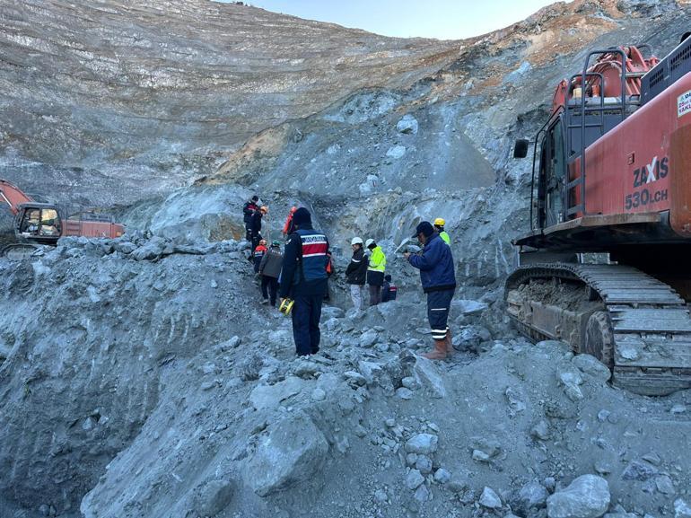 Göçük altında kalan şantiye müdürünün 28inci günde cansız bedenine ulaşıldı