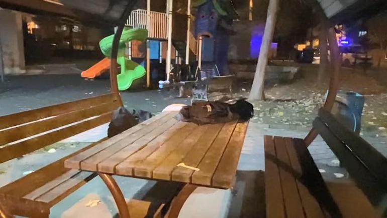 Lise öğrencileri arasında parkta bıçaklı kavga: 1 yaralı