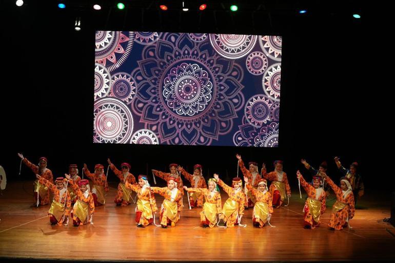 Ümraniye’de ‘Halk Oyunları Doğu Gecesi’ düzenlendi